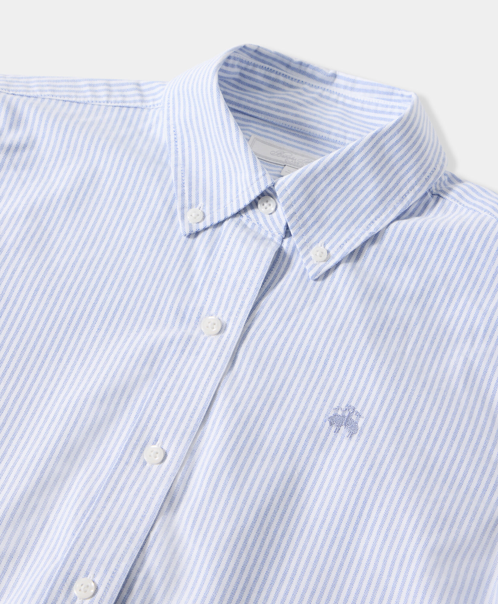 Brooks Brothers Classic Fit Striped Oxford Shirt with Button Down Collar Blue 1000102788US100217142