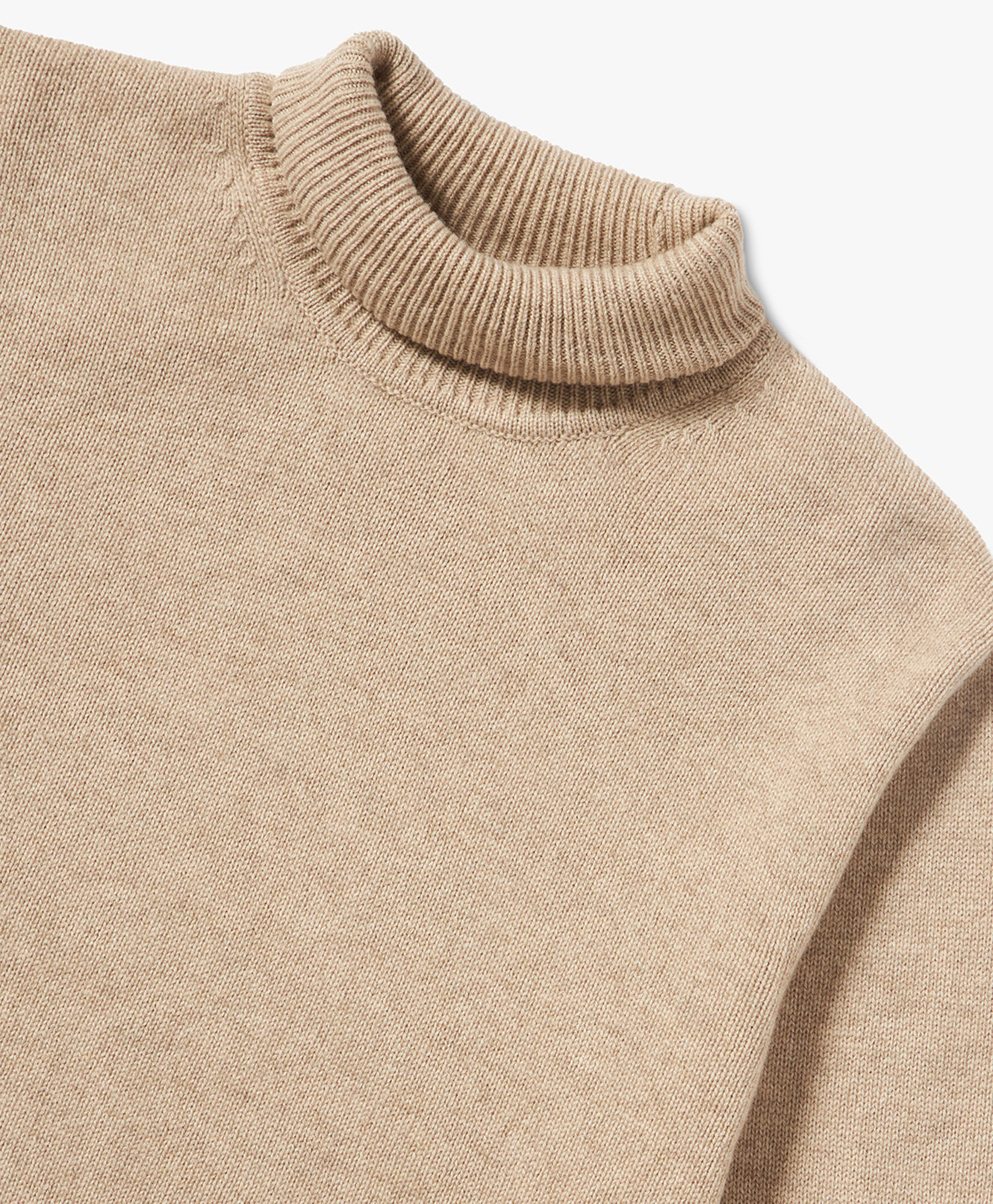 Dolcevita color cammello online