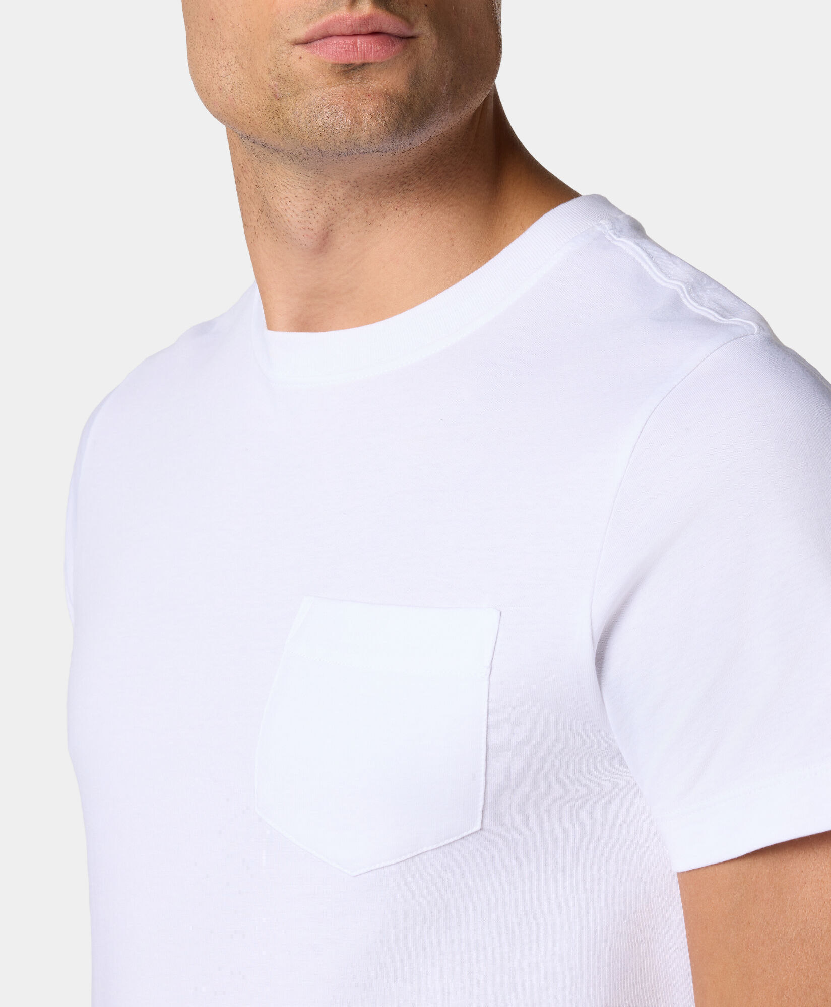 Brooks Brothers Cotton Pocket T-Shirt White KNTSH009COPCO001WHITP001