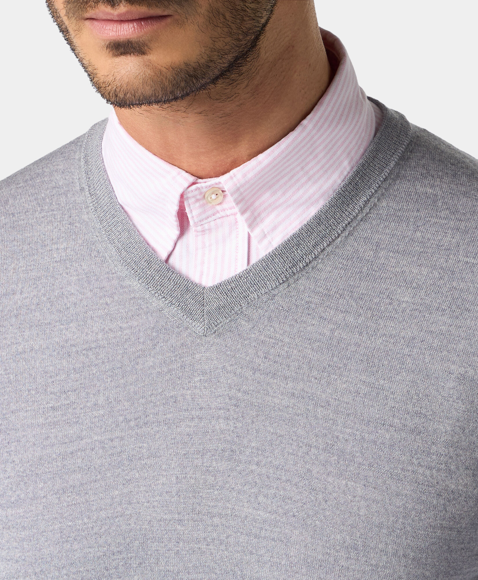 Brooks Brothers Merino Wool V-Neck Sweater Grey KNVNK002WOPWO002MDGRP001