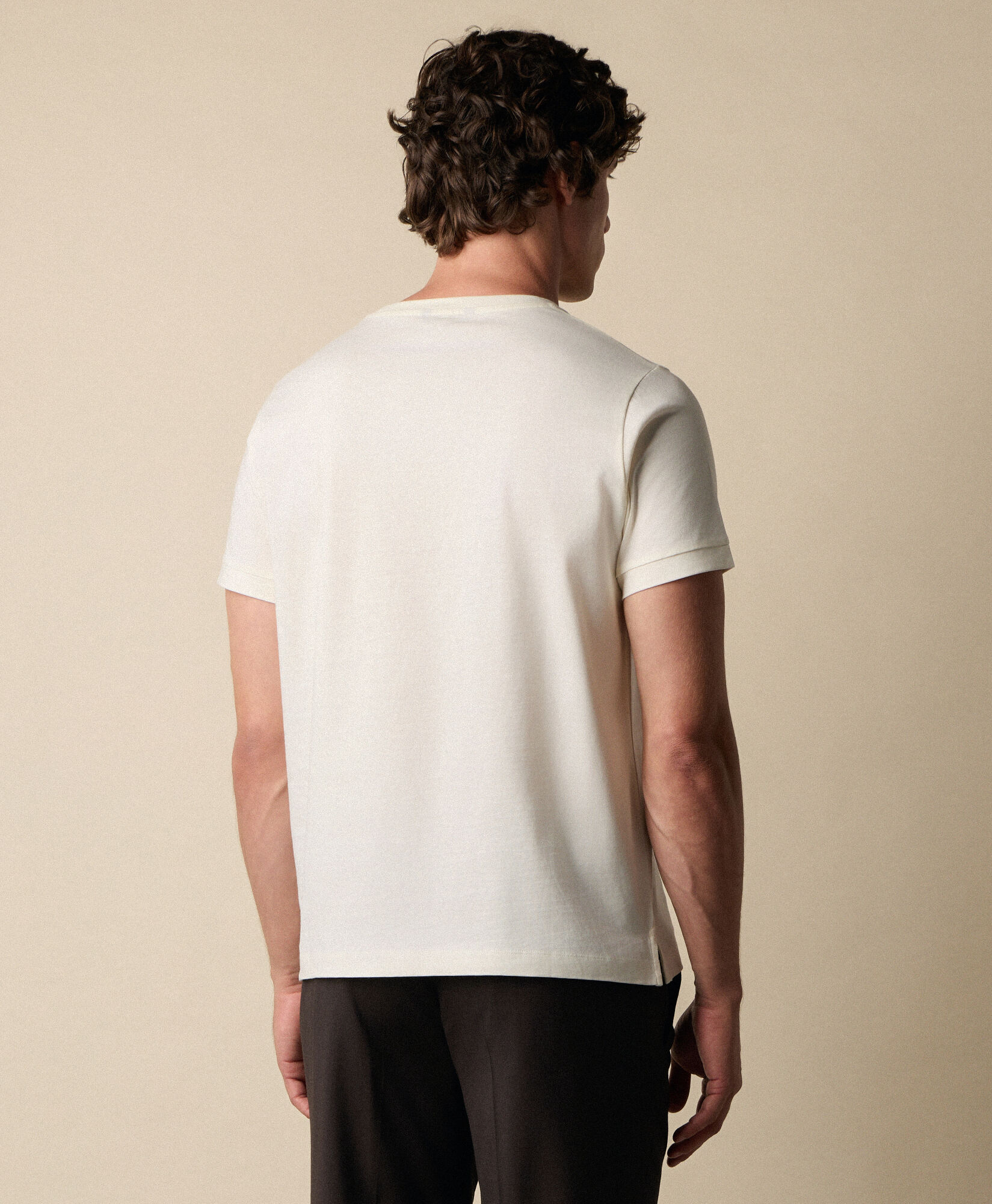 Brooks Brothers T-shirt Col Rond en Coton Mercerisé Ivoire KNTSH008COPCO001OWHTP001