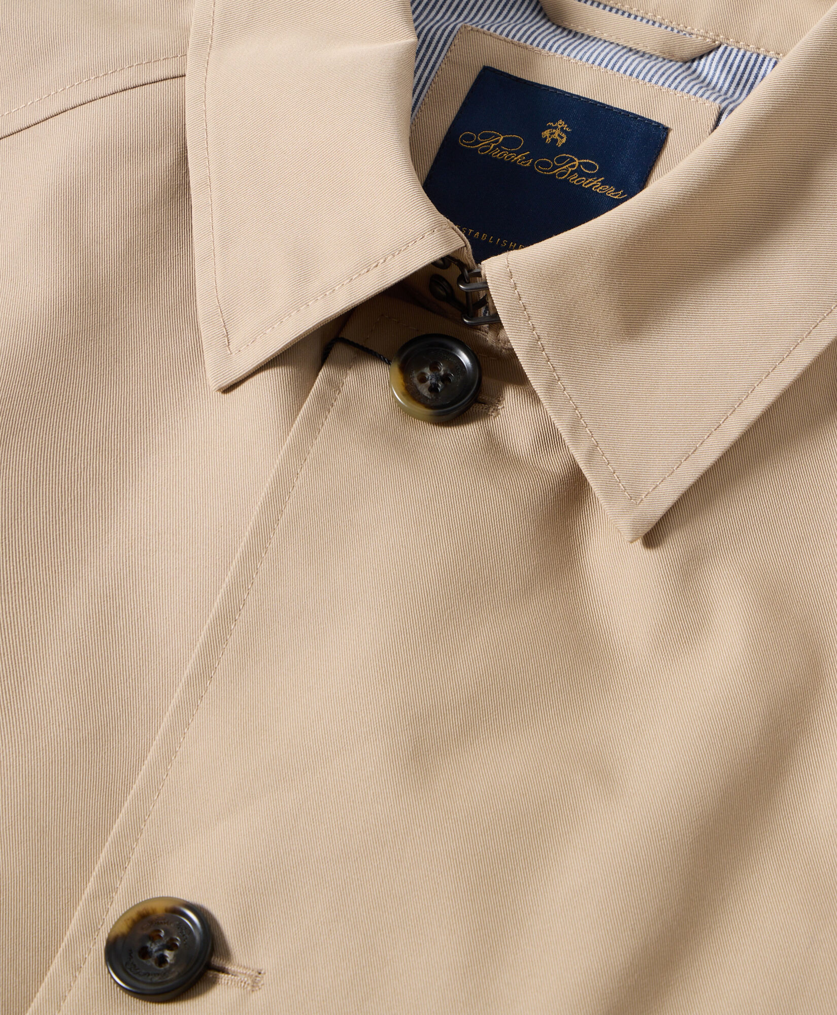 Brooks Brothers Trench en Gabardine Imperméable Beige COTRE008COBPL005BEIGP001