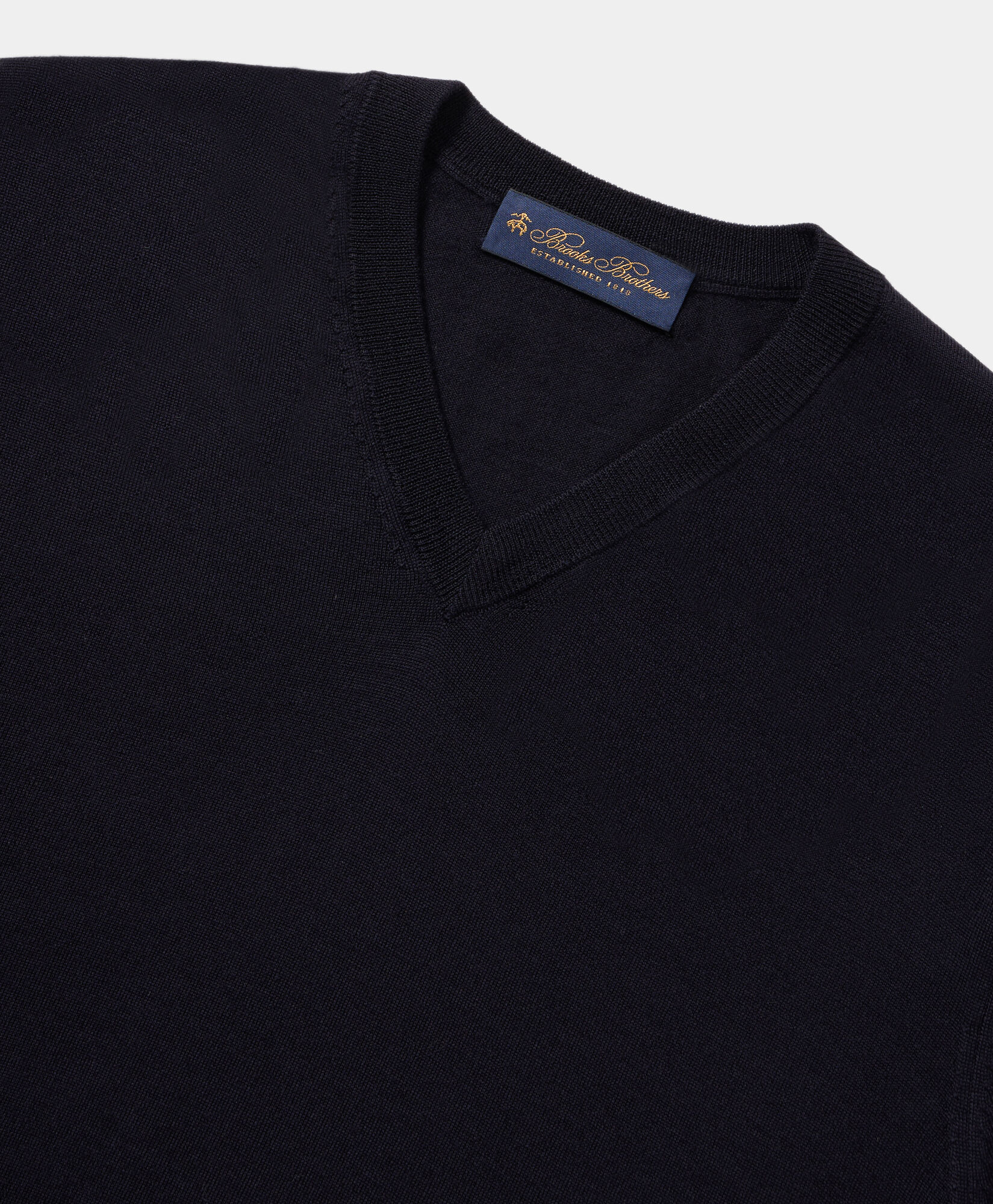 Brooks Brothers V-Neck Merino Wool Sweater Navy KNVNK005WOPWO006NAVYP001