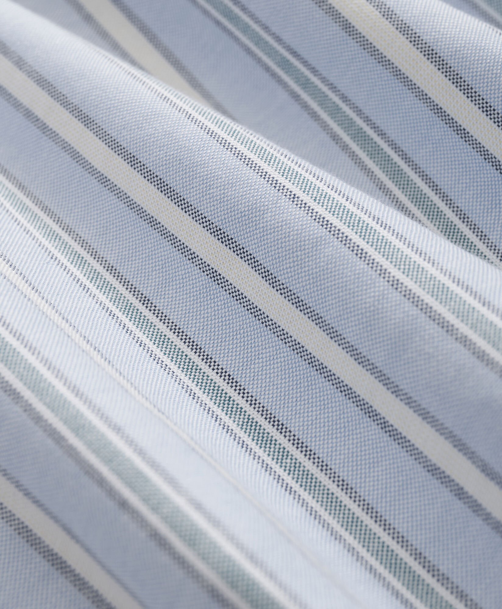 Brooks Brothers Regular Fit Non-Iron Striped Stretch Oxford Shirt with Button Down Collar Hydrangea 1000104549US100223198