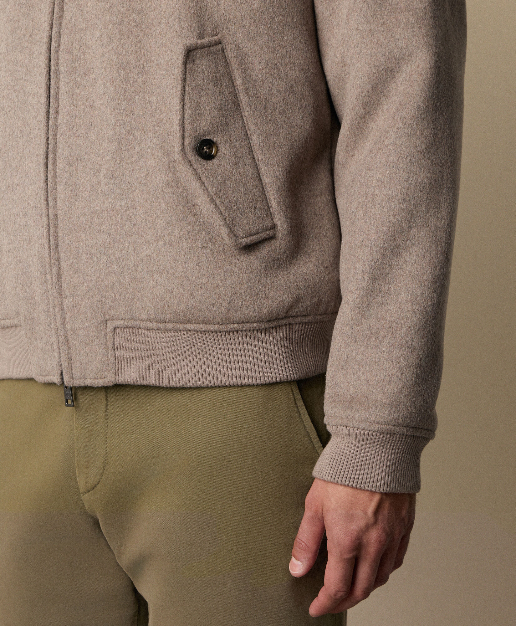 Brooks Brothers Harrington Jacket z Wełny Taupe COBOM018WOBOF001TAUPE001