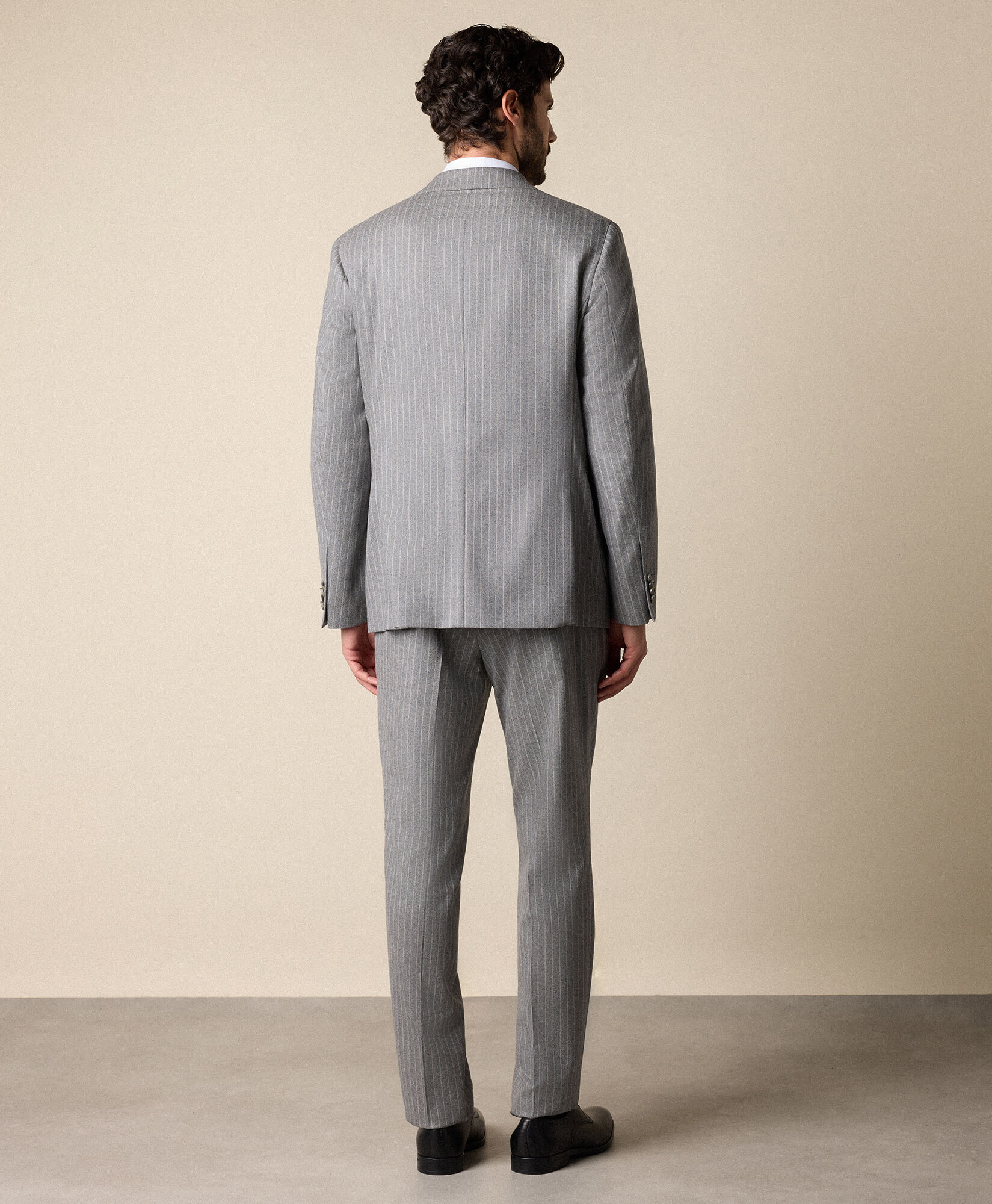 Brooks Brothers Pinstripe Virgin Wool Suit Light Grey STREG064WVPWV003LTGRF001