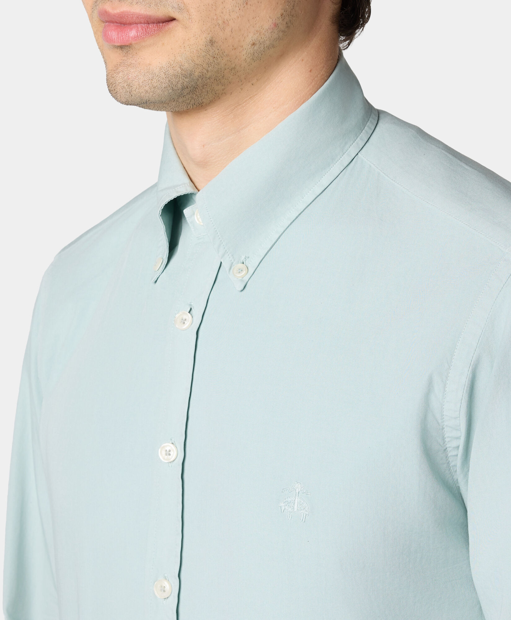 Brooks Brothers Chemise Slim Fit en Coton Teintée à la Garment avec Col Button Down Sauge CSHBD012COPCO001SAGEP001
