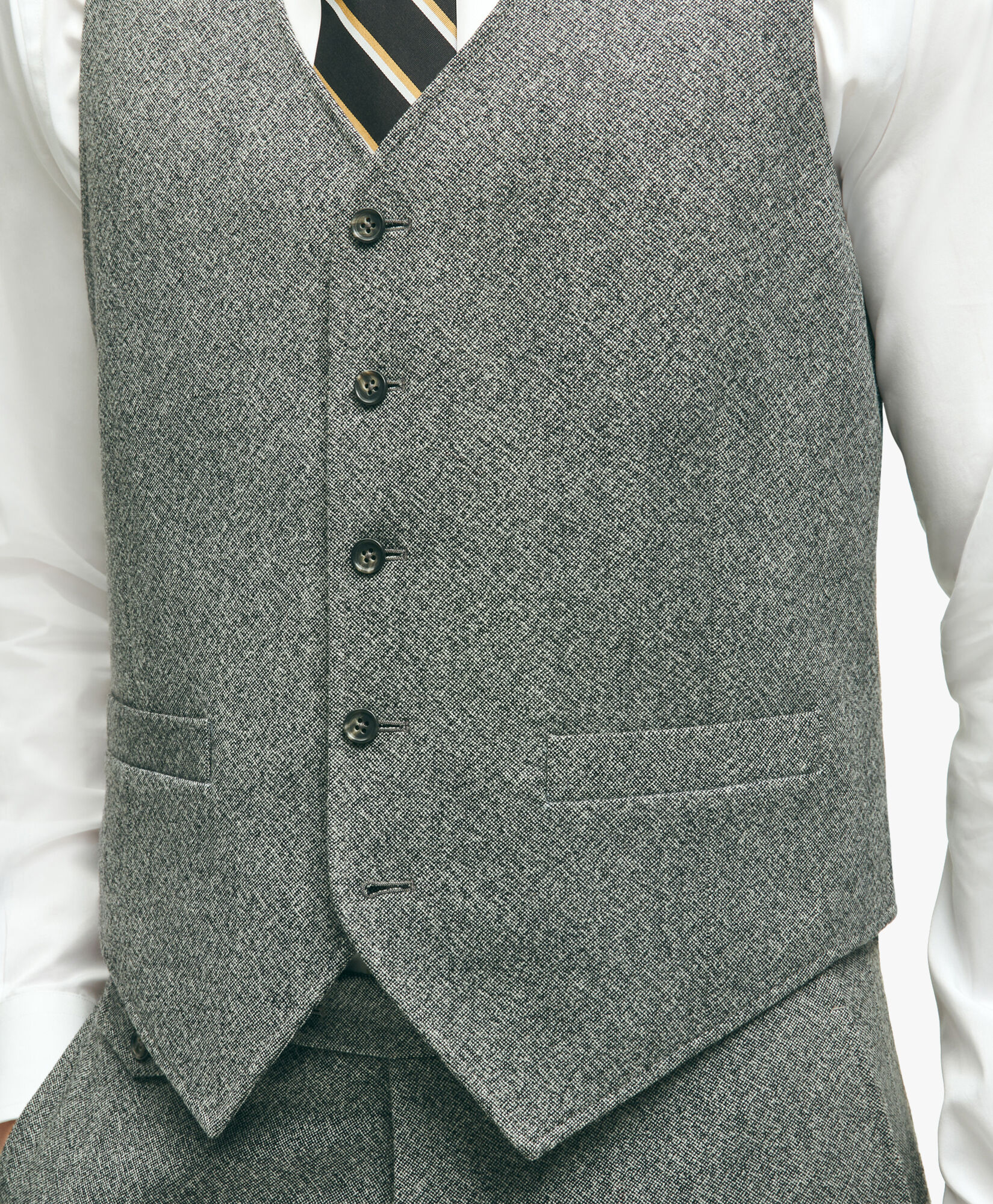Brooks shop vest grey