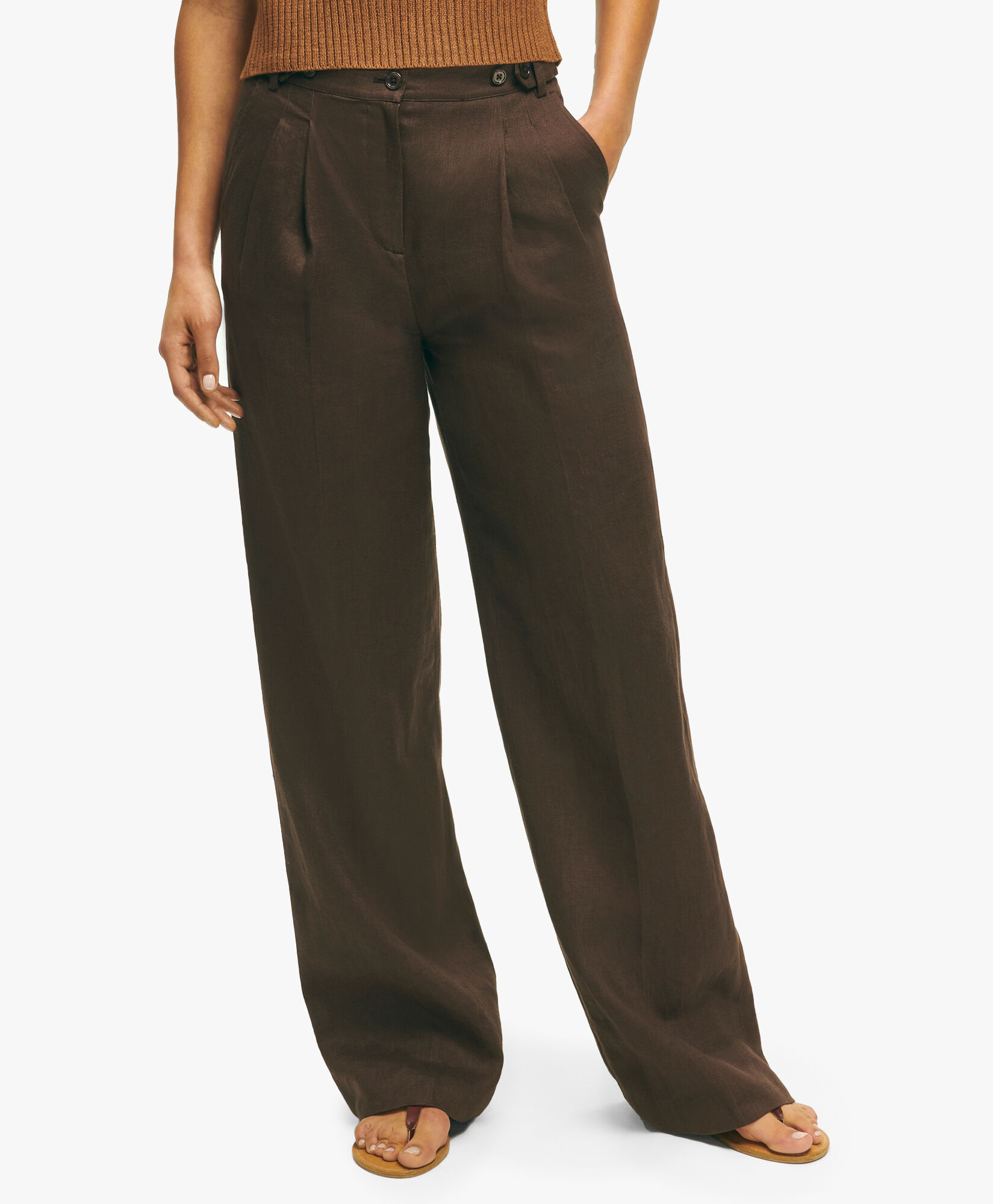 Pantalon marron chocolat a jambes larges plissees en lin en Marron chocolate pour femme Brooks Brothers EU