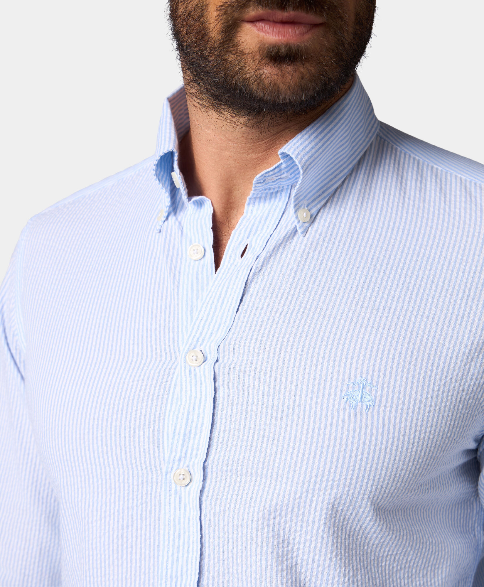 Brooks Brothers Slim Fit Striped Seersucker Button Down Shirt Sky CSHBD013COPCO001SKYF0001