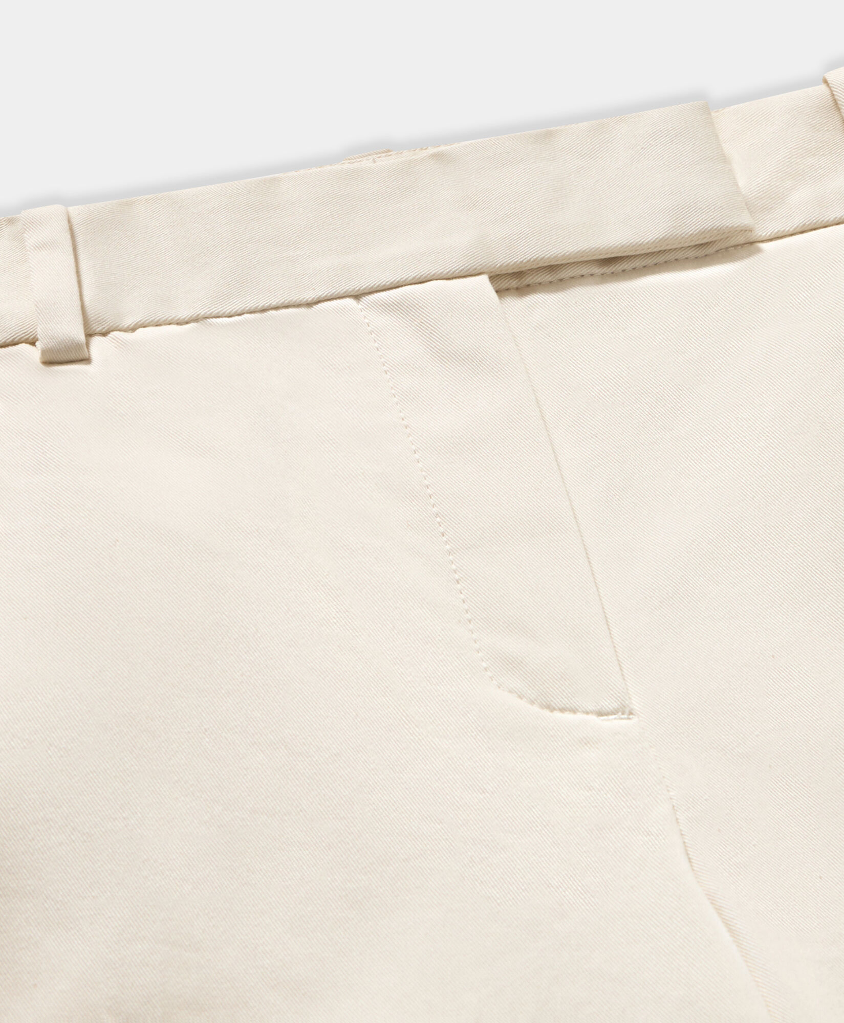 Brooks Brothers Classic Cotton Chino Milk CPCHI068COBSP003MILKP001