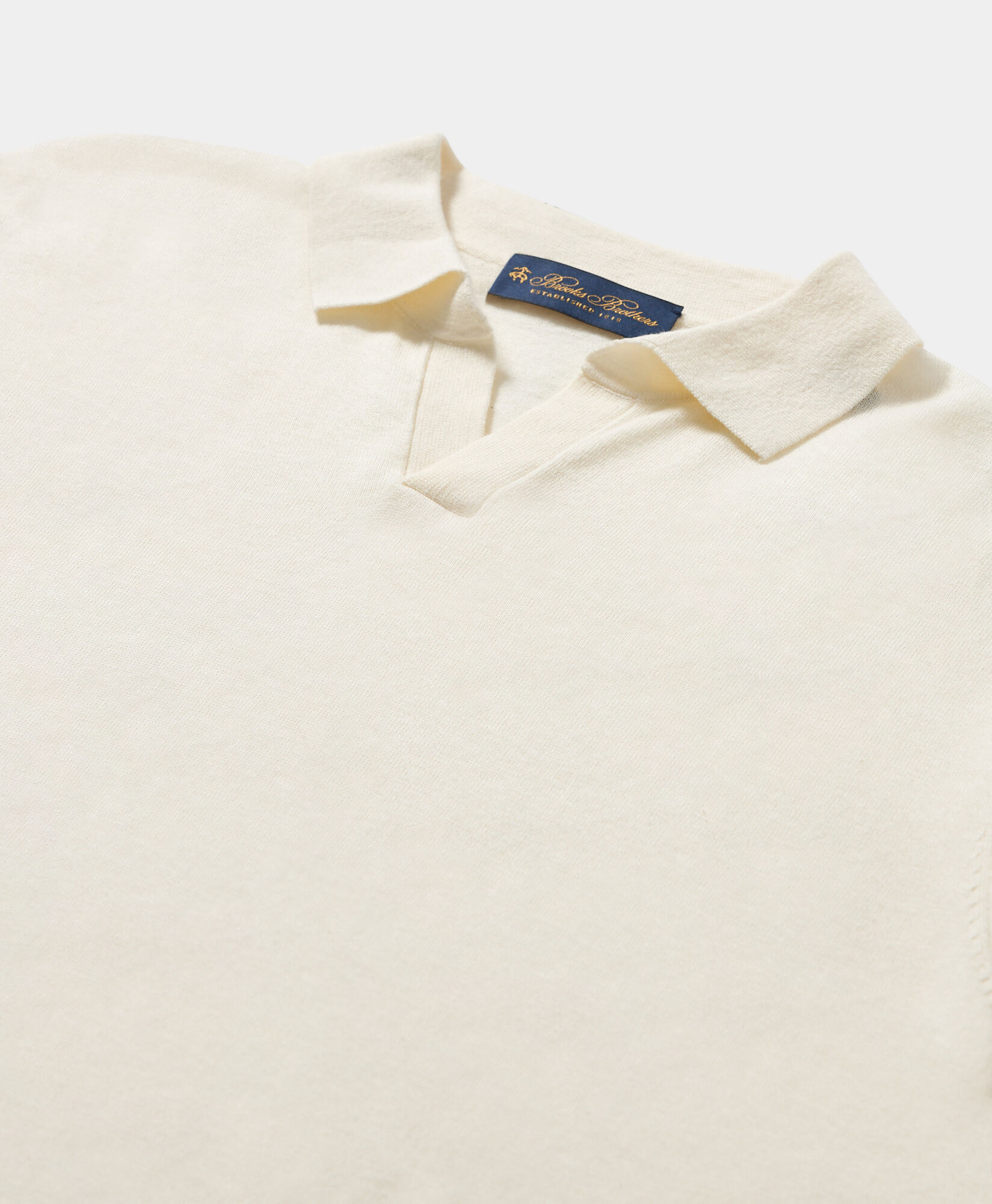 Brooks Brothers Organic Cotton-Linen Knit Polo with Johnny Collar White KNPOL018COBLI004WHITP001