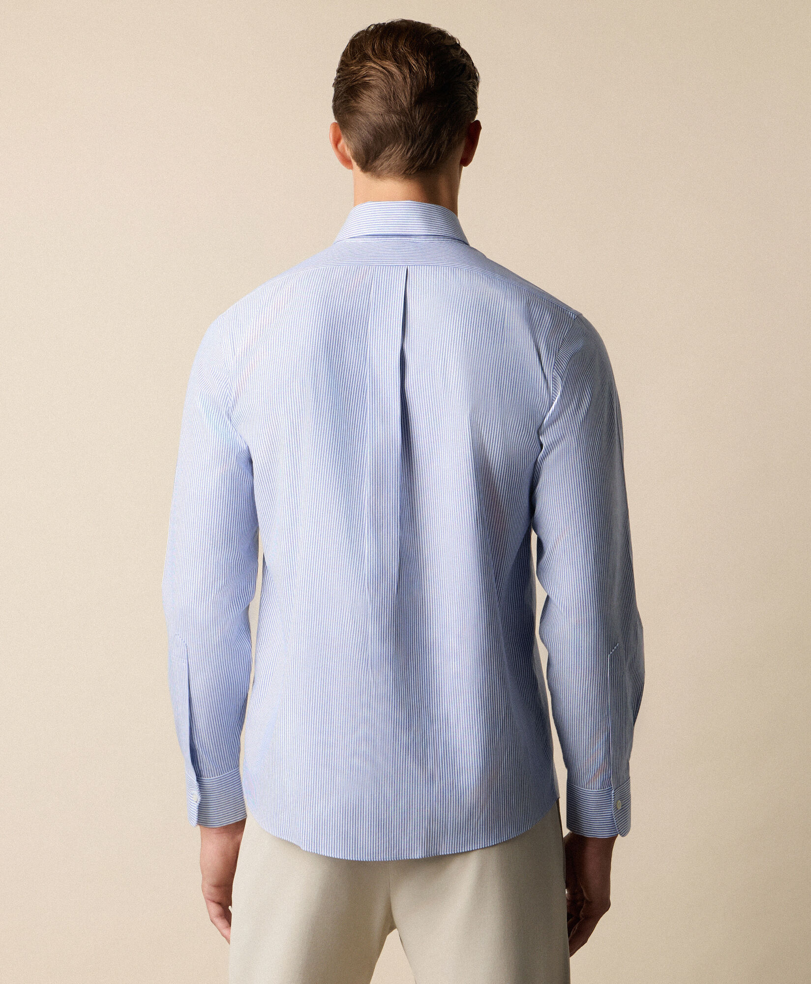 Brooks Brothers Regular Fit Non-Iron Oxford Pinpoint Stretch Supima Shirt with Button Down Collar Bright Blue 1000095113US100199470