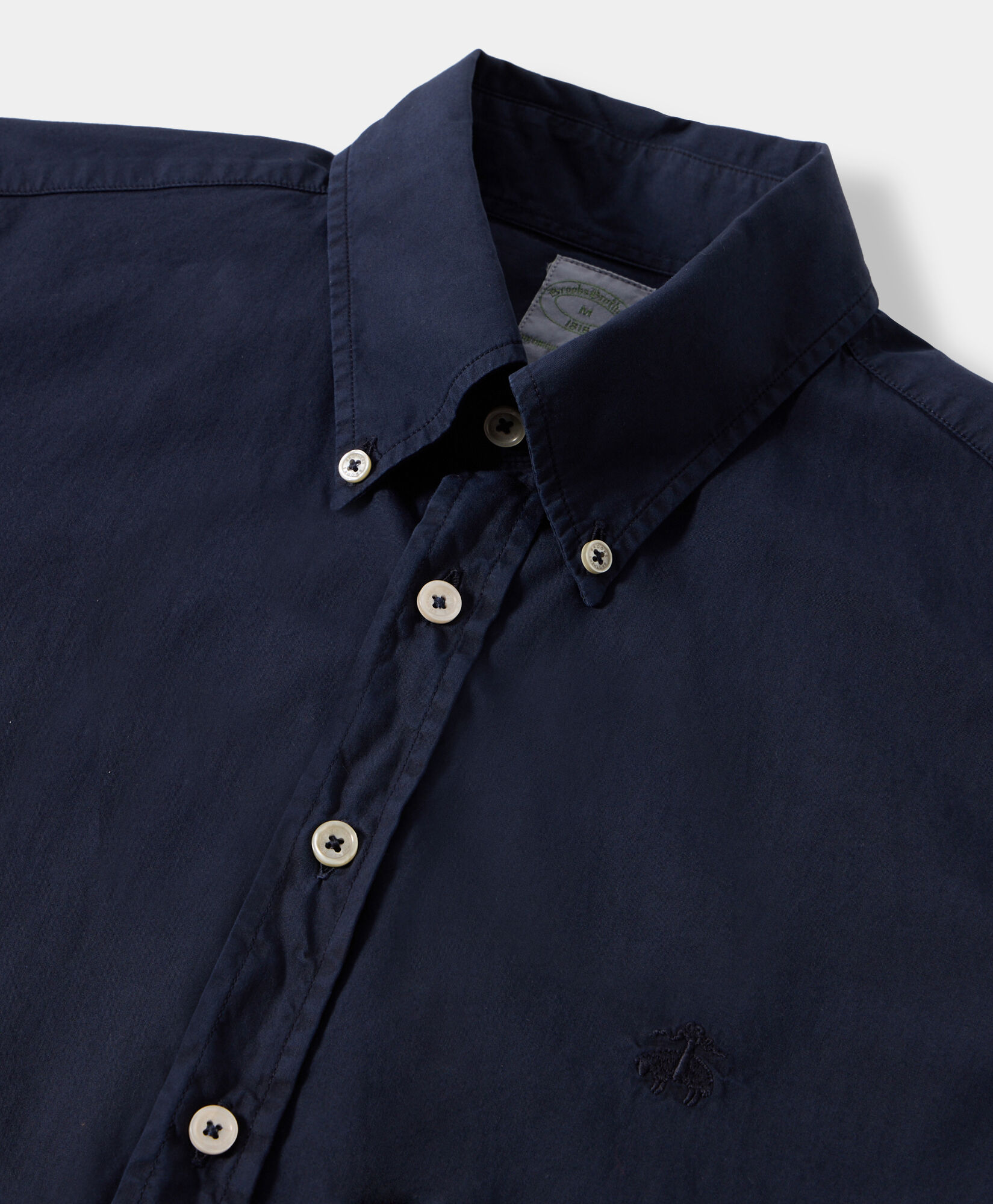 Brooks Brothers Chemise Slim Fit en Coton Teintée à la Garment avec Col Button Down Bleu Marine CSHBD012COPCO001NAVYP001