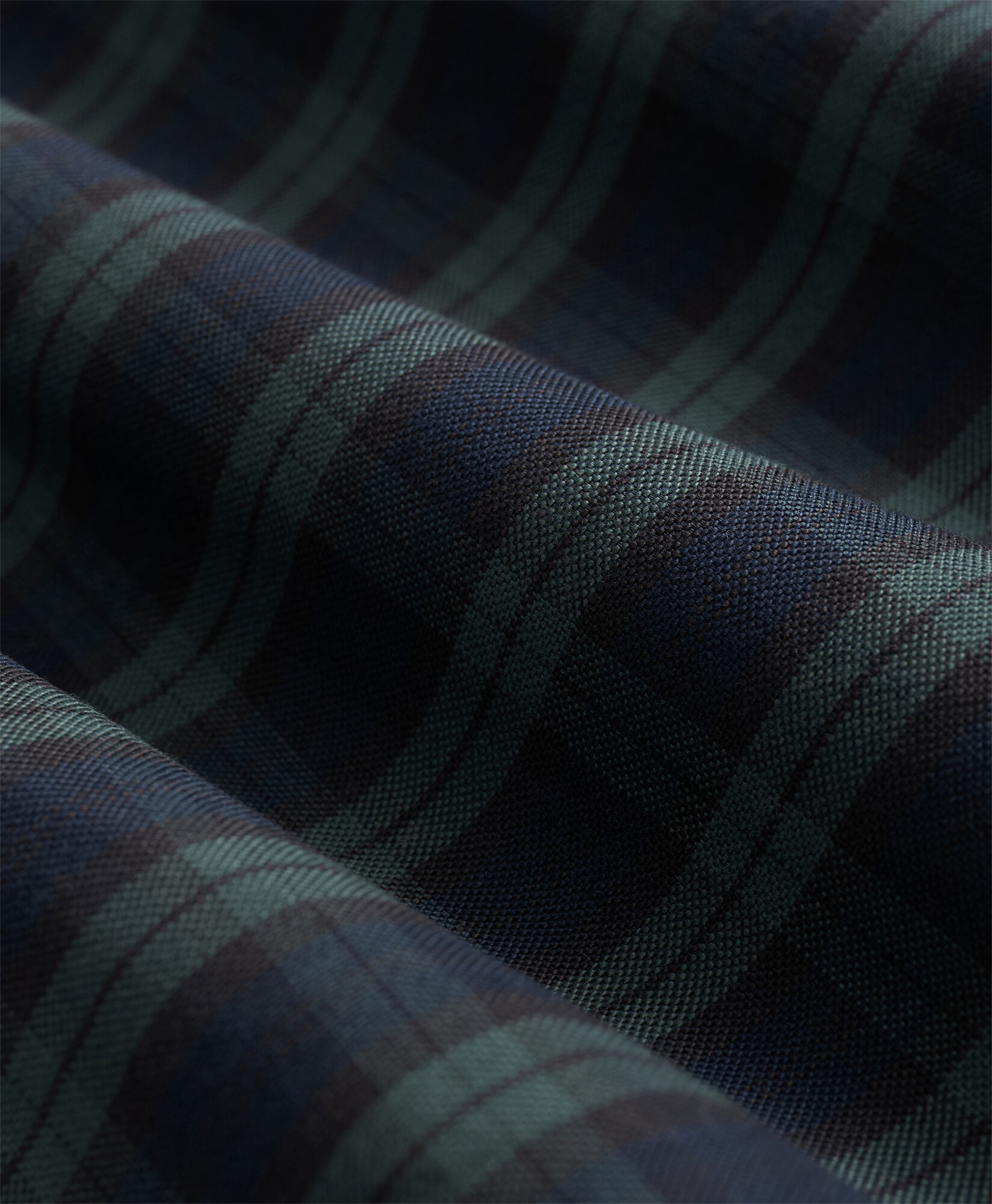 Brooks Brothers Slim Fit Non-Iron Plaid Stretch Oxford Shirt with Button Down Collar Black 1000105957US100224417