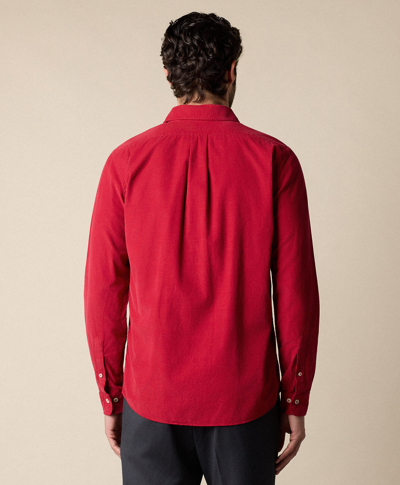 Brooks Brothers Camisa de Corte Slim en Pana de Algodón con Cuello Spread Rojo CSHSP012COPCO001REDPL001