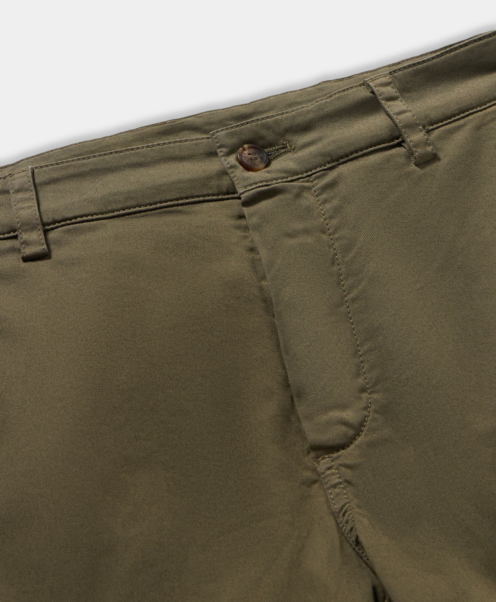 Brooks Brothers Regular Fit Stretch Cotton Gabardine Comfort Chino Military CPCHI050COBSP002MILIP001