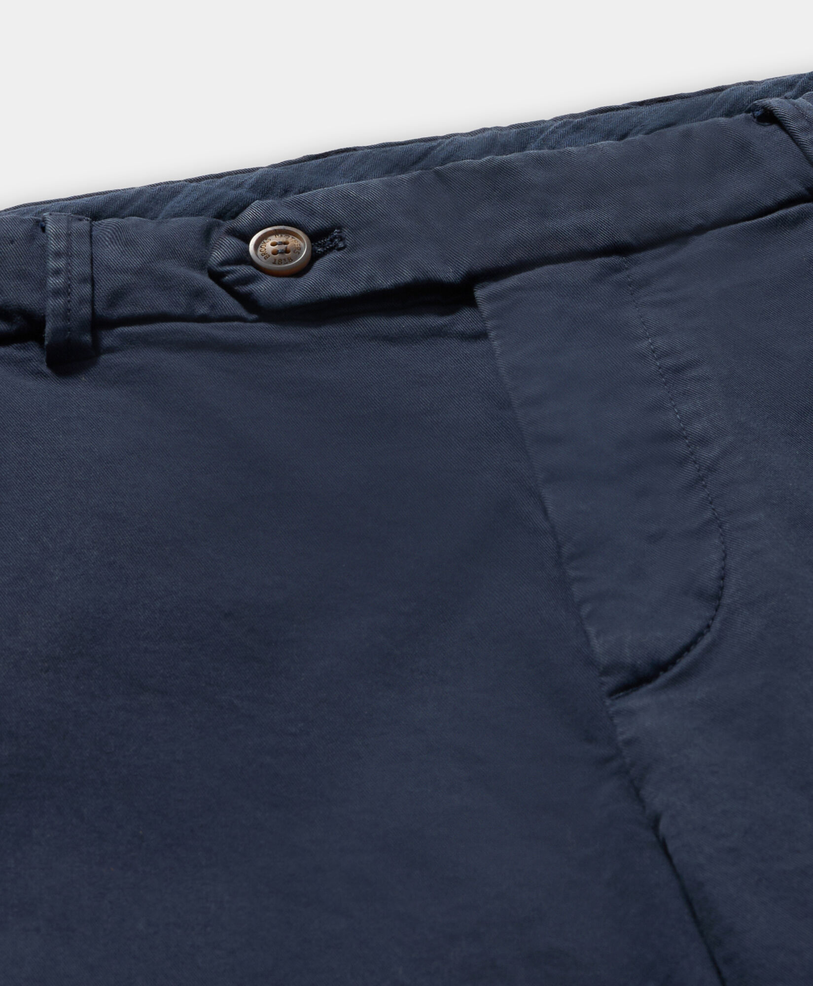 Brooks Brothers Regular Fit Soft Twill Kirman Chino Navy CPCHI061COBSP002NAVYP001