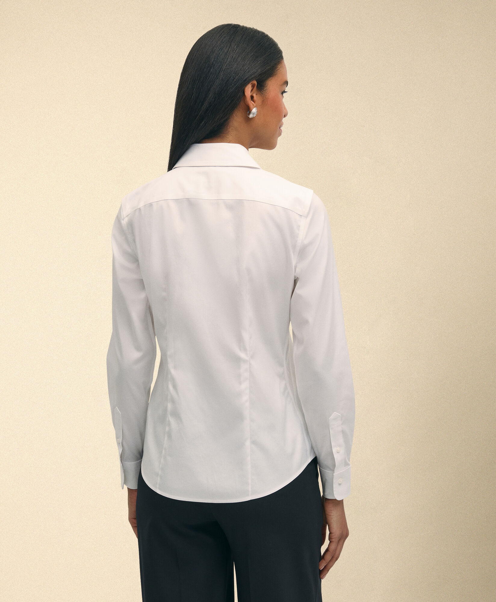 Brooks Brothers Classic Fit Non-Iron Oxford Pinpoint Supima Shirt with Forward Point Collar White 1000102820US100217229