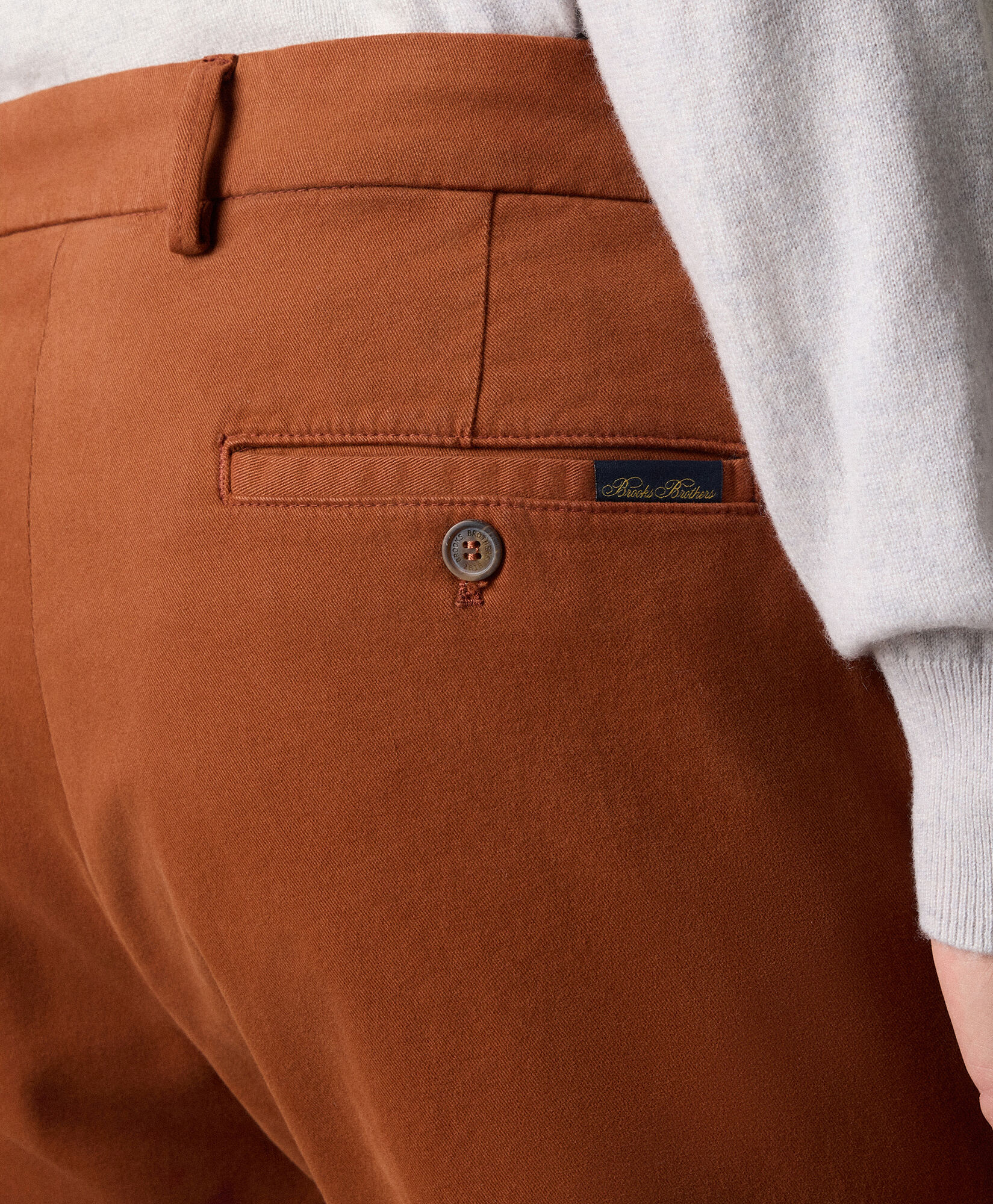 Brooks Brothers Regular Fit Microtwill Stretch Cotton Chino Rust CPCHI062COBSP002RUSTP001