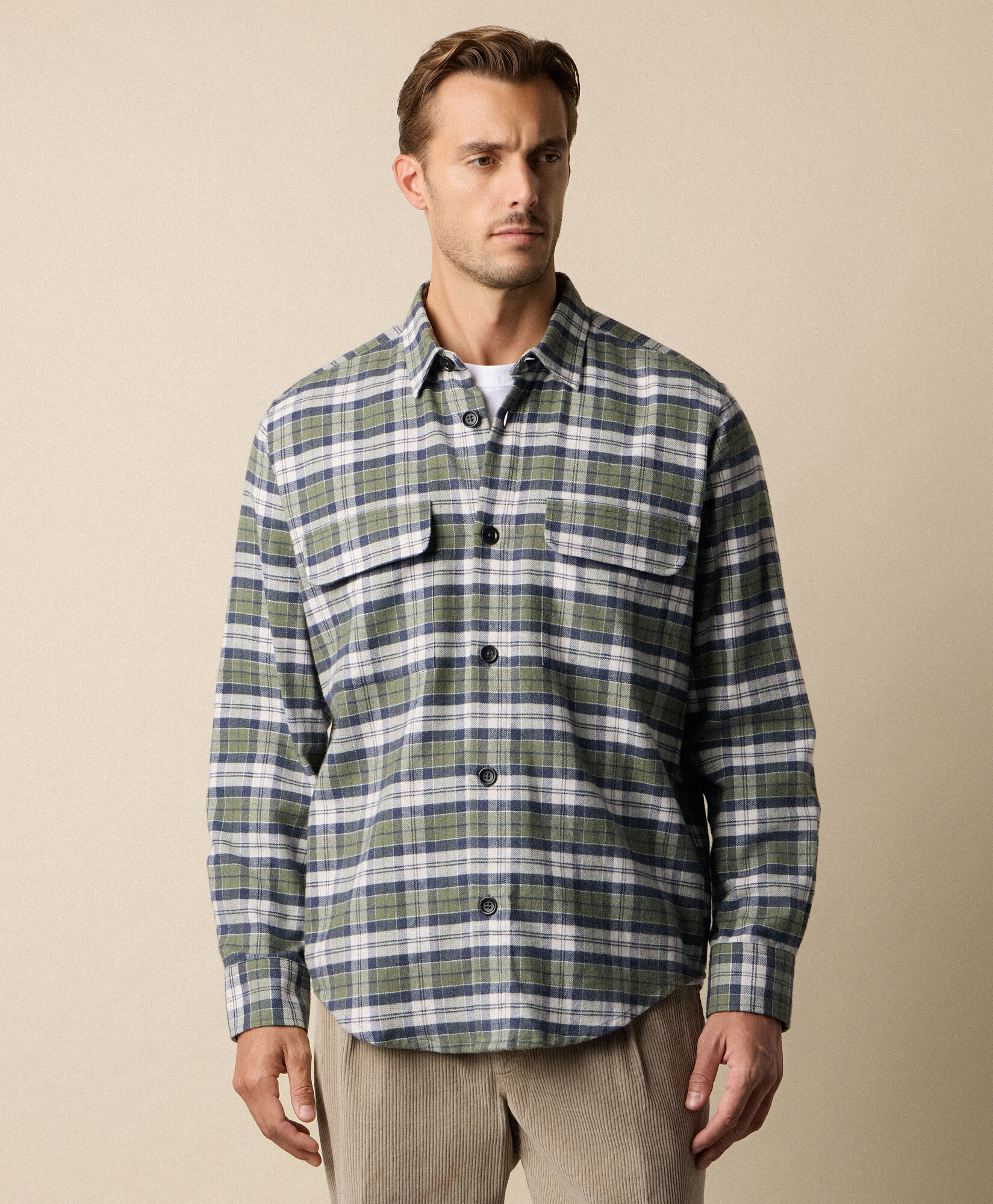 Brooks Brothers Plaid Cotton Flannel Overshirt with Flap Pockets Green CSHAV002COPCO001GREEF001