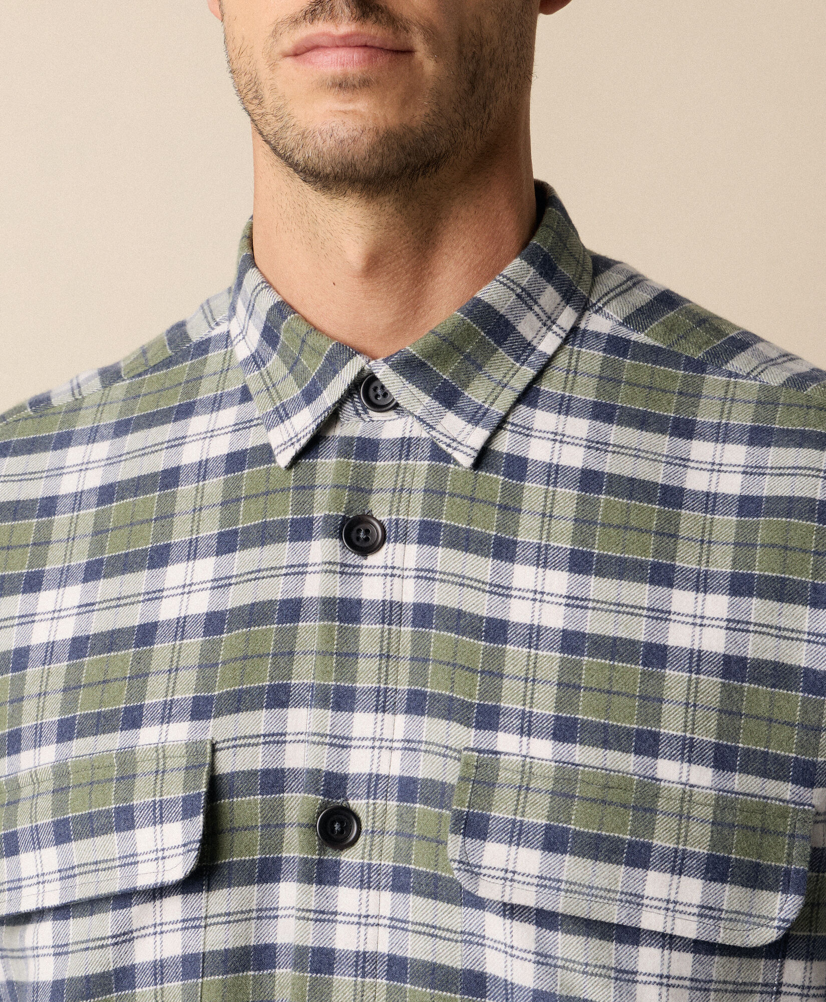 Brooks Brothers Plaid Cotton Flannel Overshirt with Flap Pockets Green CSHAV002COPCO001GREEF001