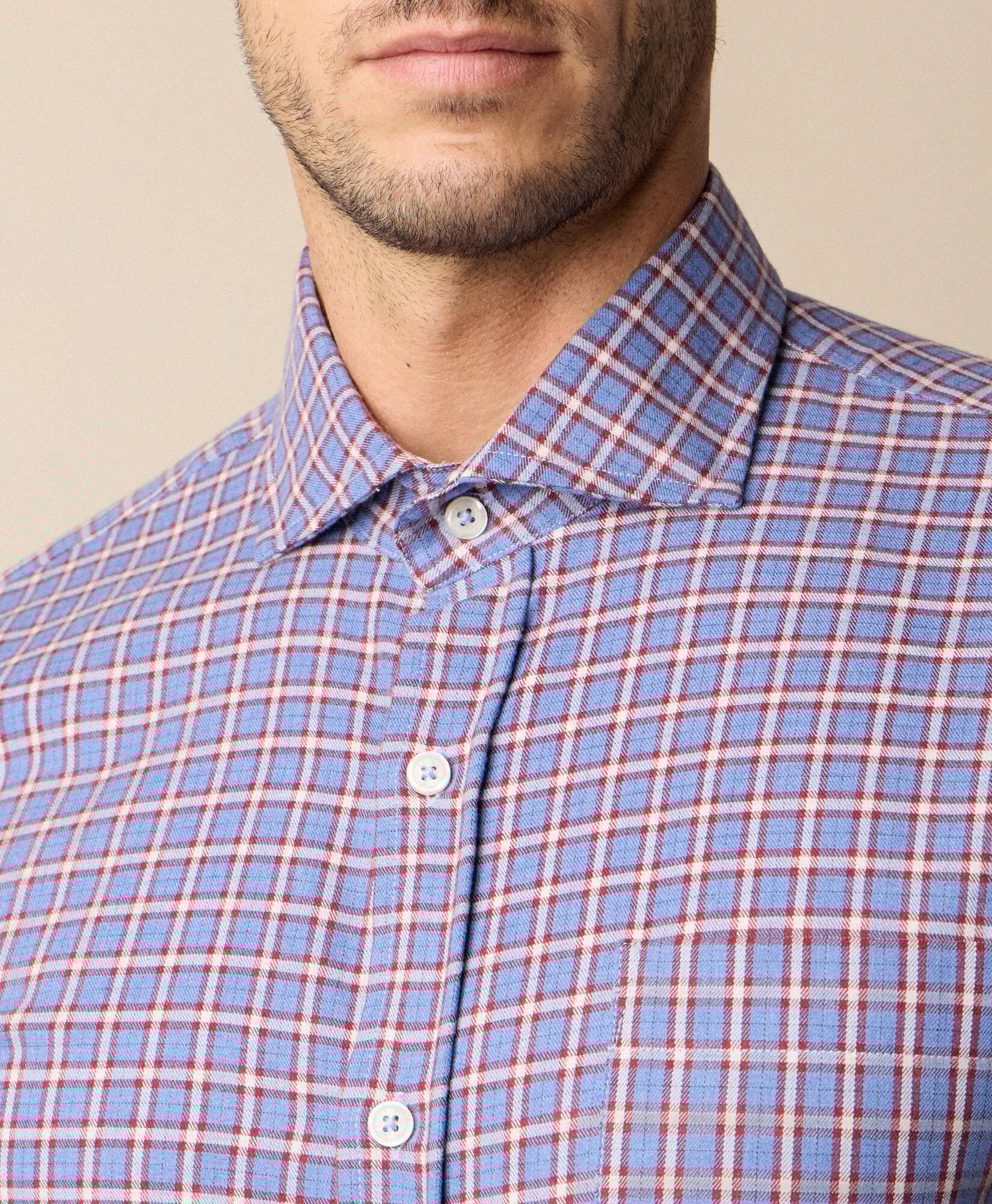 Karierte Slim Fit Baumwollflanell-Hemd mit Spread-Kragen