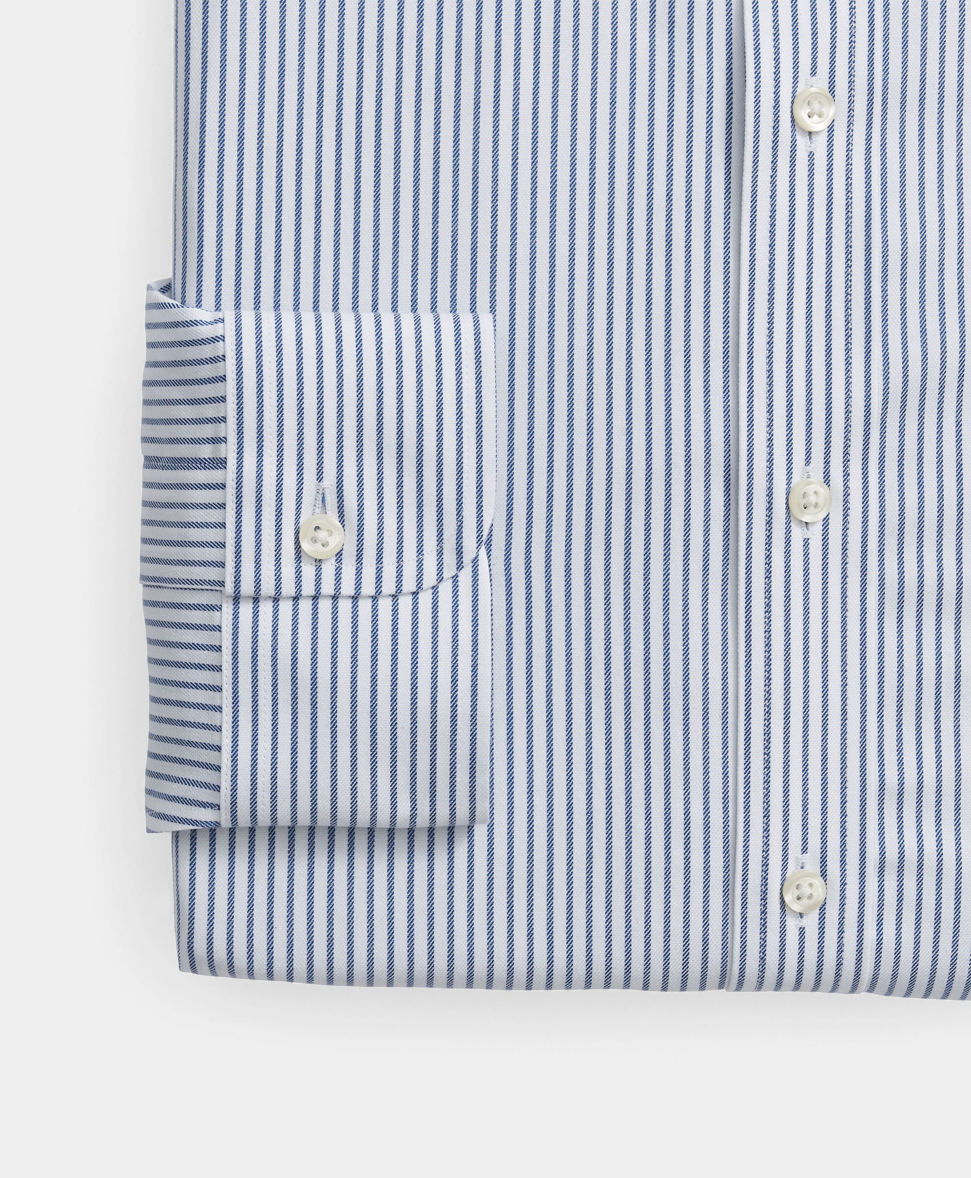 Regular Fit Non-Iron Performance Shirt with Ainsley Collar