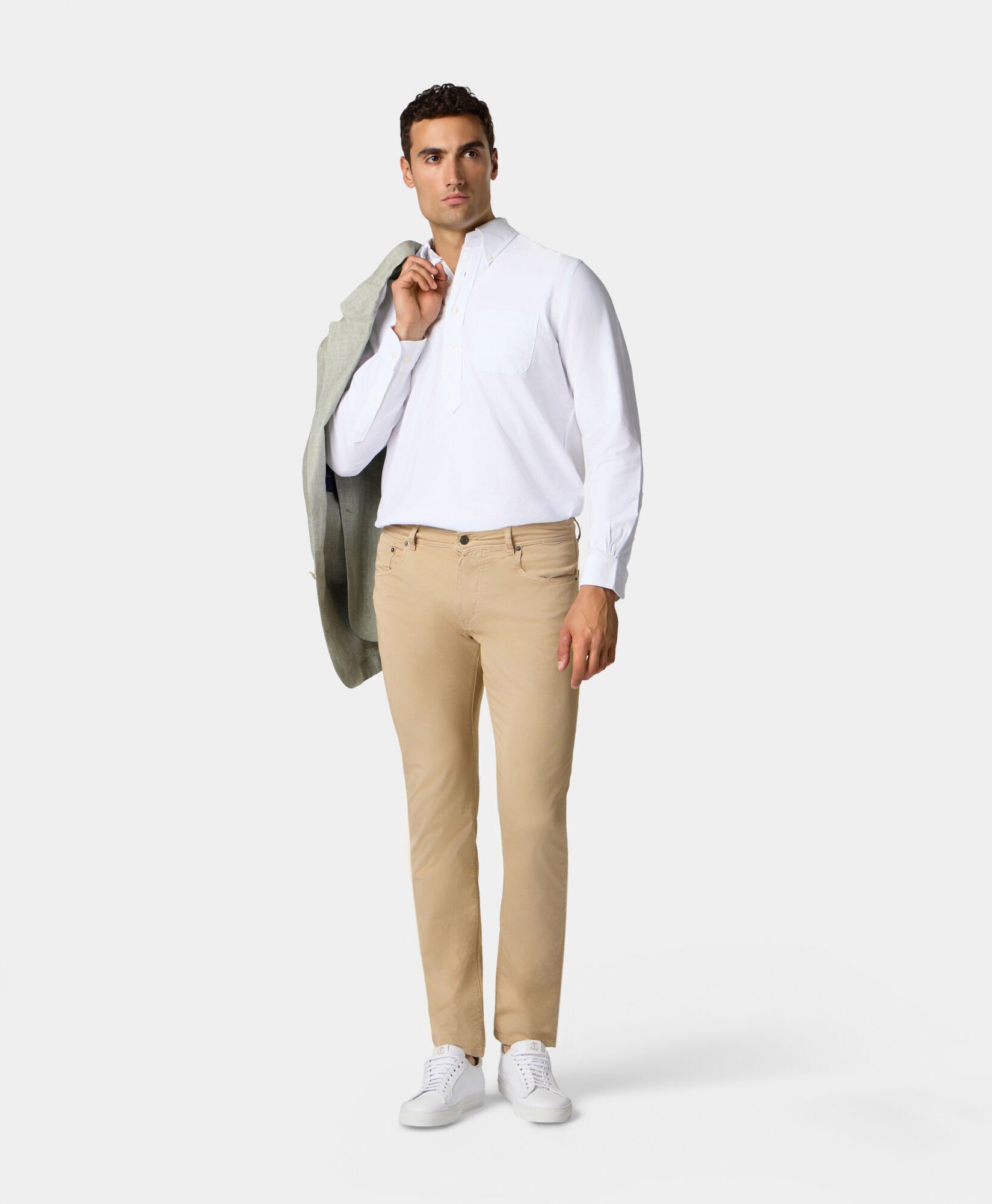 Camicia Regular Fit in Oxford lavato con Collo Button Down