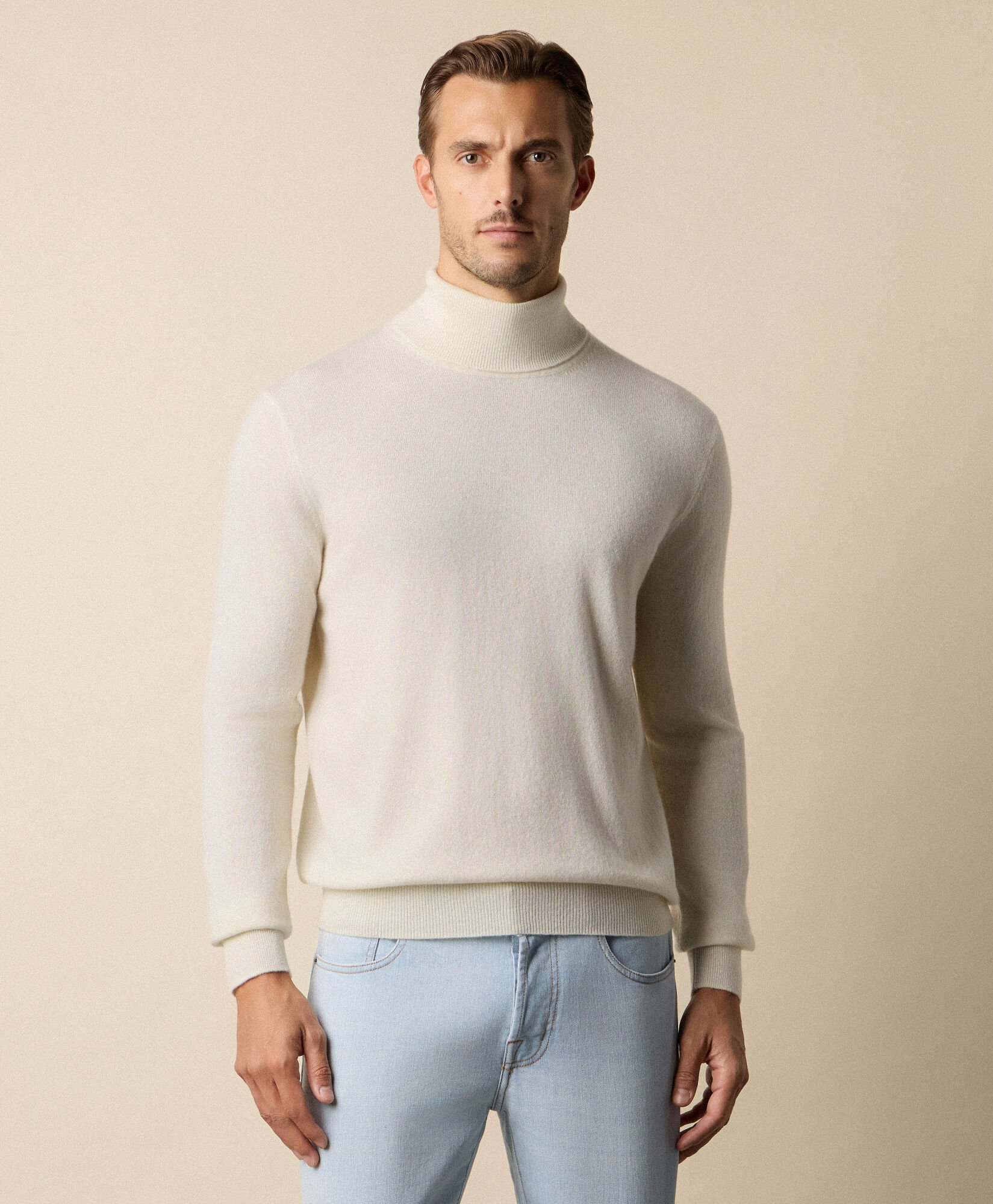 Plain Cashmere Turtleneck