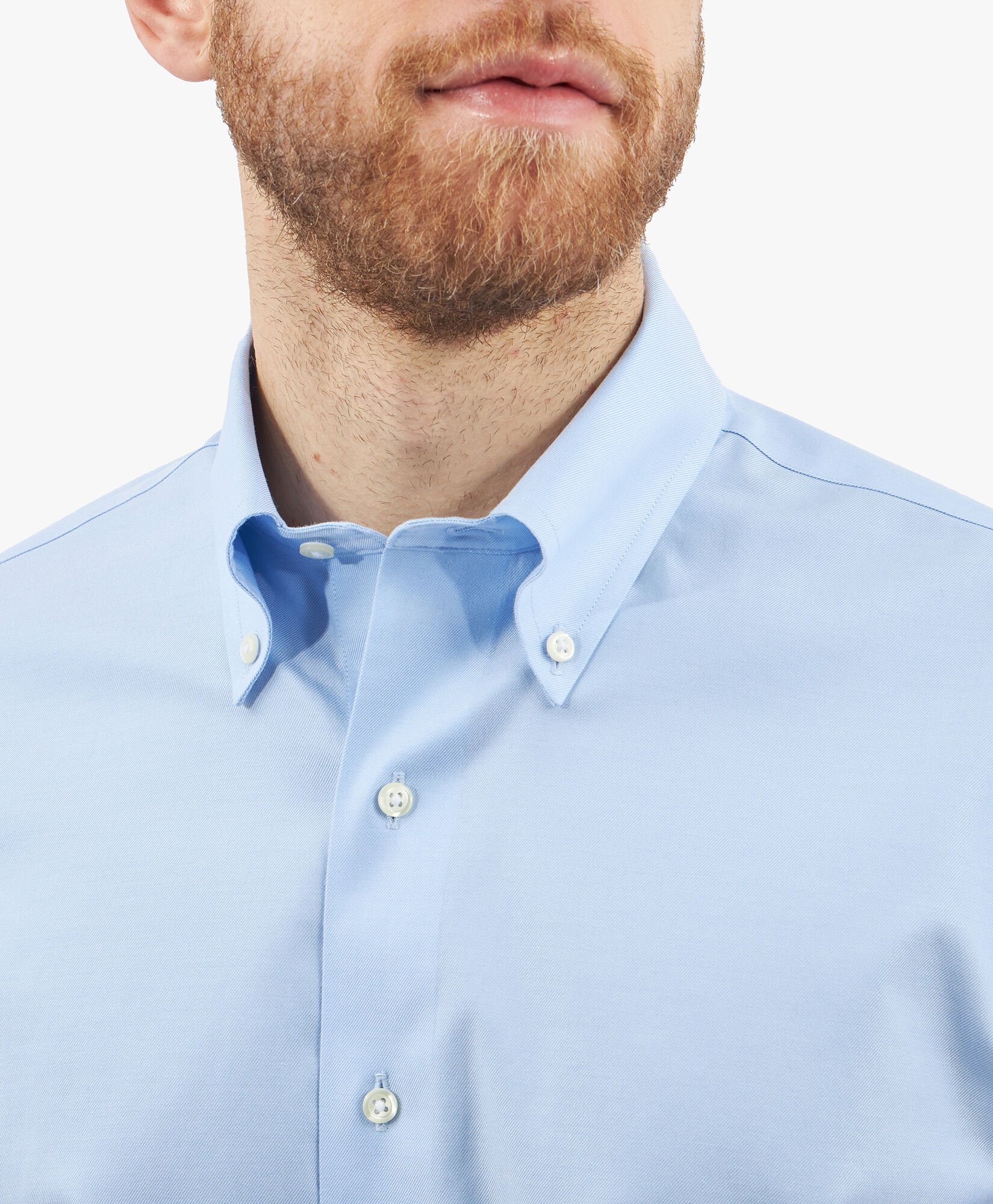 Hellblaues Regular-Fit Non-Iron Anzughemd aus Supima-Stretch-Baumwolltwill mit Button-Down-Kragen