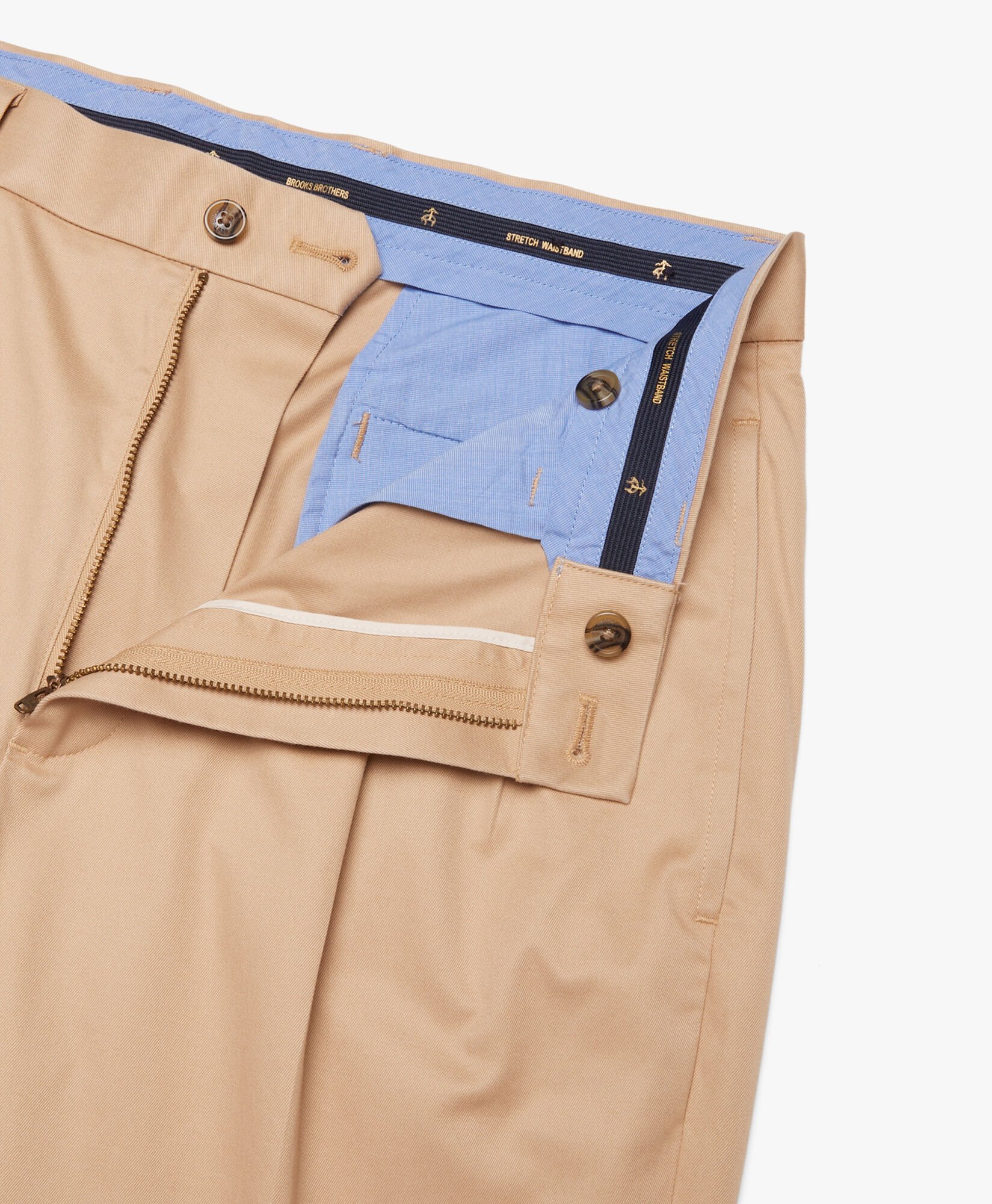 Shorts stretch con pince frontali